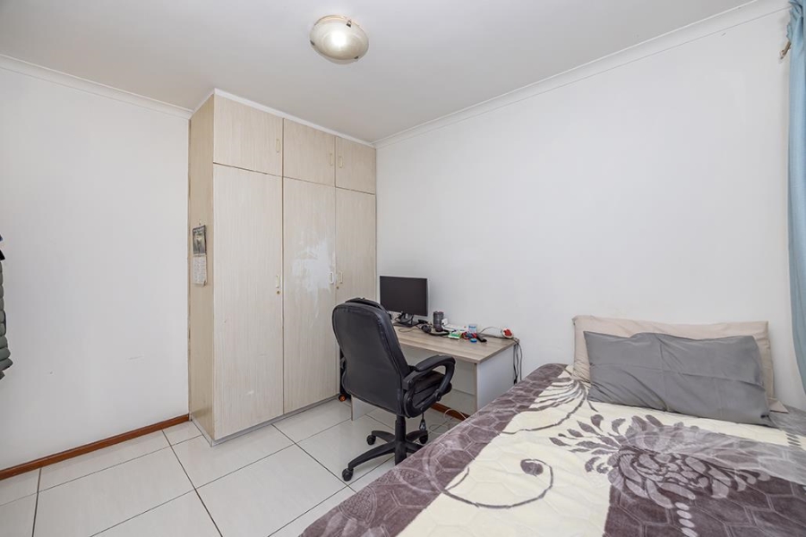 2 Bedroom Property for Sale in Table View Western Cape